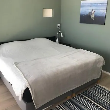 Seaview With Private Parking Apartament