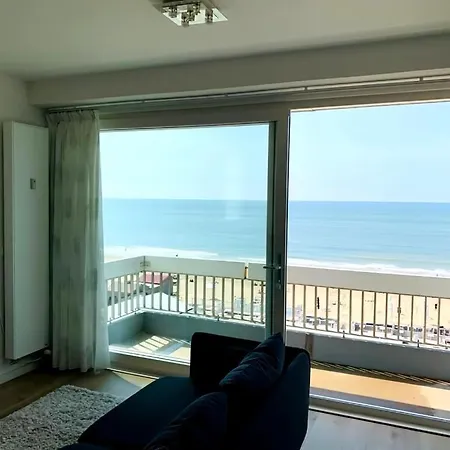 Seaview With Private Parking *