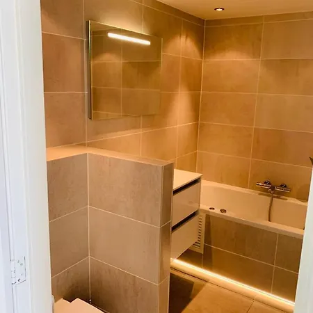 Apartament Seaview With Private Parking